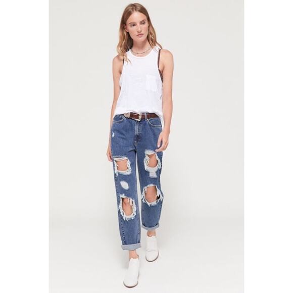 Urban Outfitters BDG High Waist Distressed Mom Jean - Picture 1 of 9